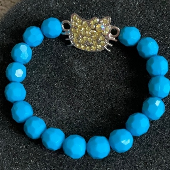 HELLO KITTY BEADS & RHINESTONES STRETCH BRACELETS IN VARIOUS COLORS!
TWO FOR $15 - Picture 6 of 8